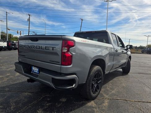 New 2026 Chevrolet Silverado 1500 Custom w/ LPO, Dark Essentials Package image 10