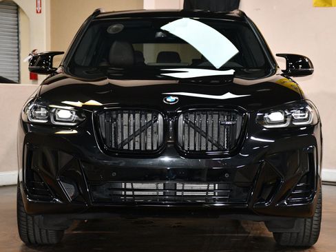 Used 2024 BMW X3 M40i AWD/4WD image 1