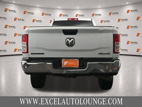 Used 2023 RAM 2500 Big Horn w/ Level 1 Equipment Group AWD/4WD image 4