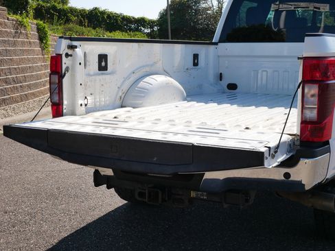 Used 2022 Ford F350 Lariat w/ Lariat Ultimate Package image 10