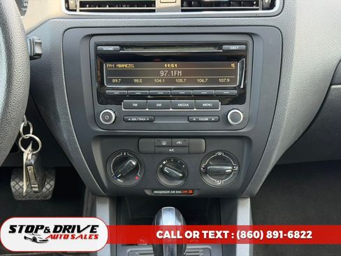 Used 2014 Volkswagen Jetta S FWD image 11
