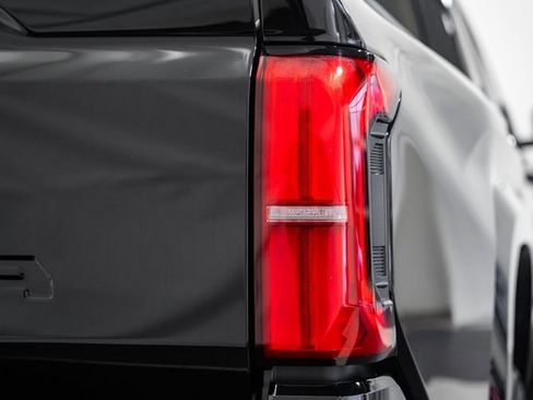 New 2026 Toyota Tacoma SR5 image 6