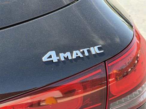 Used 2023 Mercedes-Benz GLA 250 4MATIC image 8