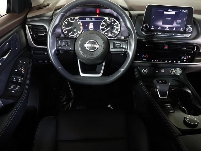 Used 2023 Nissan Rogue SL AWD/4WD image 3