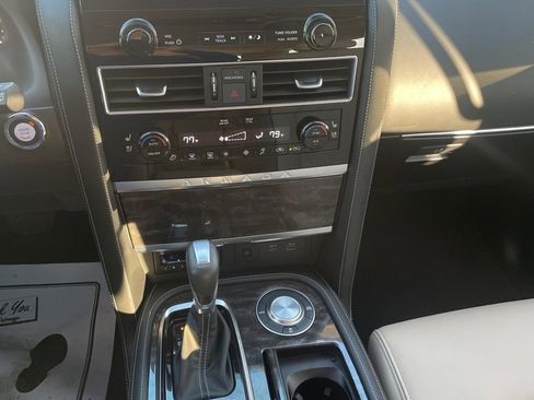 Used 2024 Nissan Armada Platinum w/ Cargo Package image 21