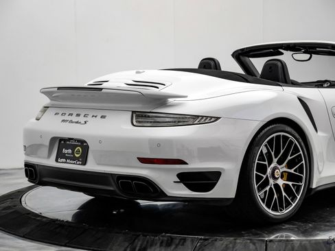 Used 2016 Porsche 911 Turbo S image 21