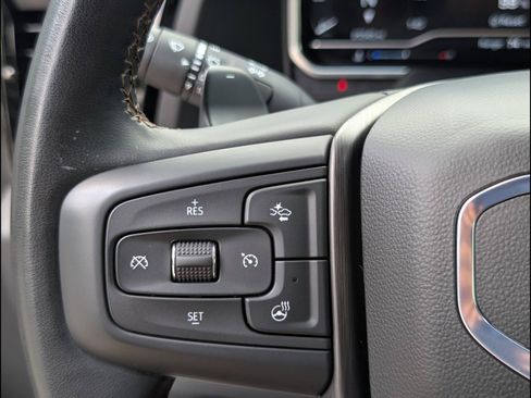Used 2024 GMC Sierra 1500 AT4 w/ Technology Package AWD/4WD image 13