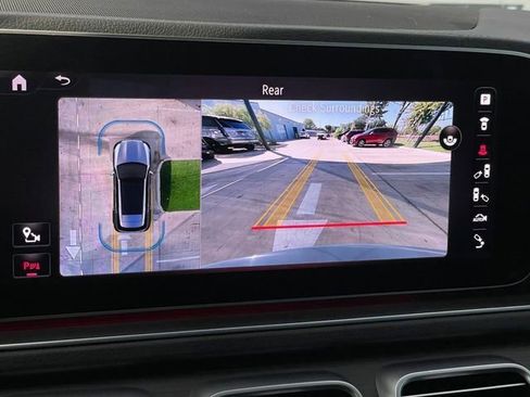 Used 2024 Mercedes-Benz GLE 450 4MATIC image 17