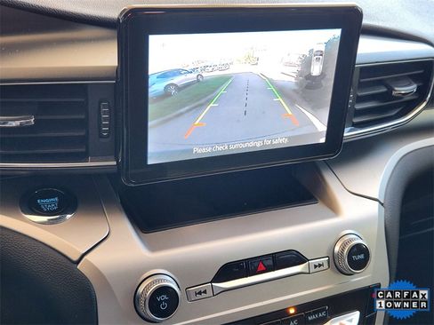 Used 2022 Ford Explorer XLT w/ Equipment Group 202A image 20