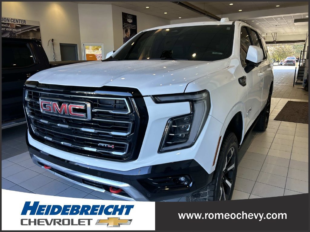 Used 2025 GMC Yukon AT4 w/ AT4 Premium Plus Package AWD/4WD image 6