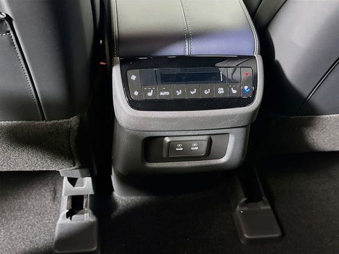 New 2026 INFINITI QX60 Sport w/ Dark Cargo Package image 32