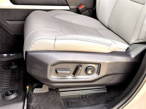 New 2026 Toyota Tundra Limited image 12