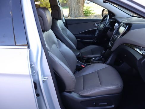 Used 2013 Hyundai Santa Fe Limited w/ Technology Pkg AWD/4WD image 24