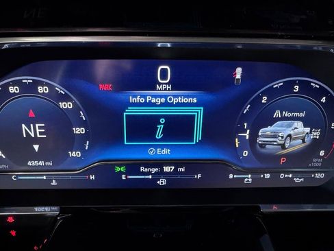 Certified 2023 Chevrolet Silverado 1500 RST w/ Convenience Package II AWD/4WD image 17