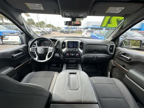 Certified 2021 Chevrolet Silverado 1500 RST image 18