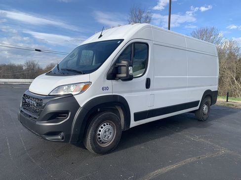 Used 2024 RAM ProMaster 2500 image 1