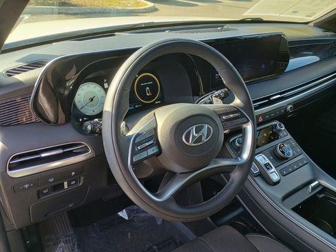 Used 2024 Hyundai Palisade Calligraphy image 13