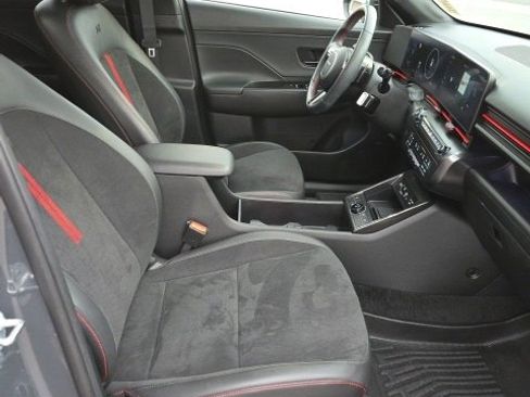 Used 2025 Hyundai Kona N Line image 31