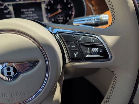 Used 2024 Bentley Continental GT V8 AWD/4WD image 27