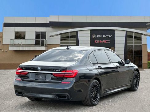 Used 2019 BMW 750i xDrive w/ M Sport Package AWD/4WD image 6