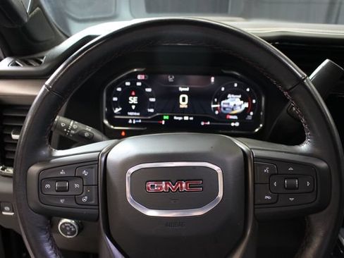 Used 2025 GMC Sierra 2500 AT4X AWD/4WD image 17