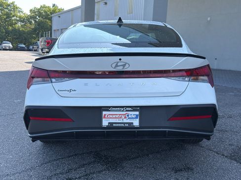 Used 2026 Hyundai Elantra Sport FWD image 8
