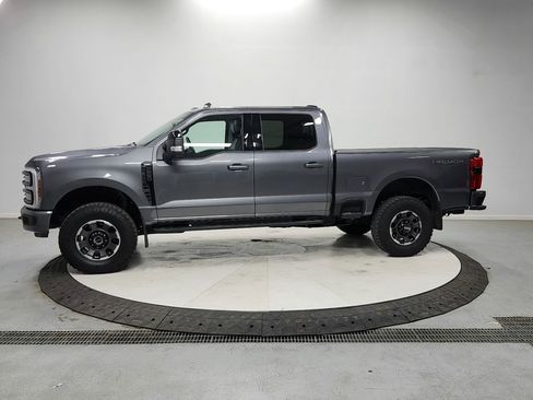 Used 2024 Ford F250 Lariat w/ Tremor Off-Road Package AWD/4WD image 4