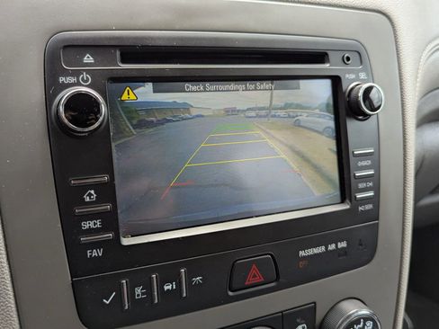 Used 2015 Chevrolet Traverse LS AWD/4WD image 22