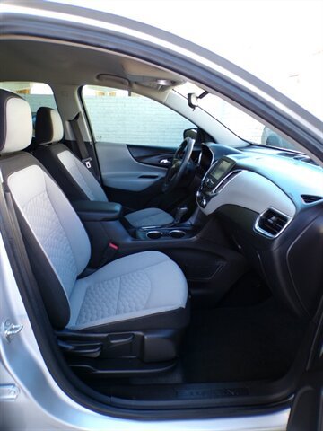 Used 2018 Chevrolet Equinox LS FWD image 26