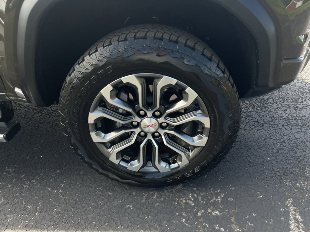 Used 2023 GMC Canyon Denali AWD/4WD image 6