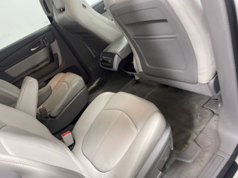 Used 2015 GMC Acadia SLT w/ Open Road Package image 22