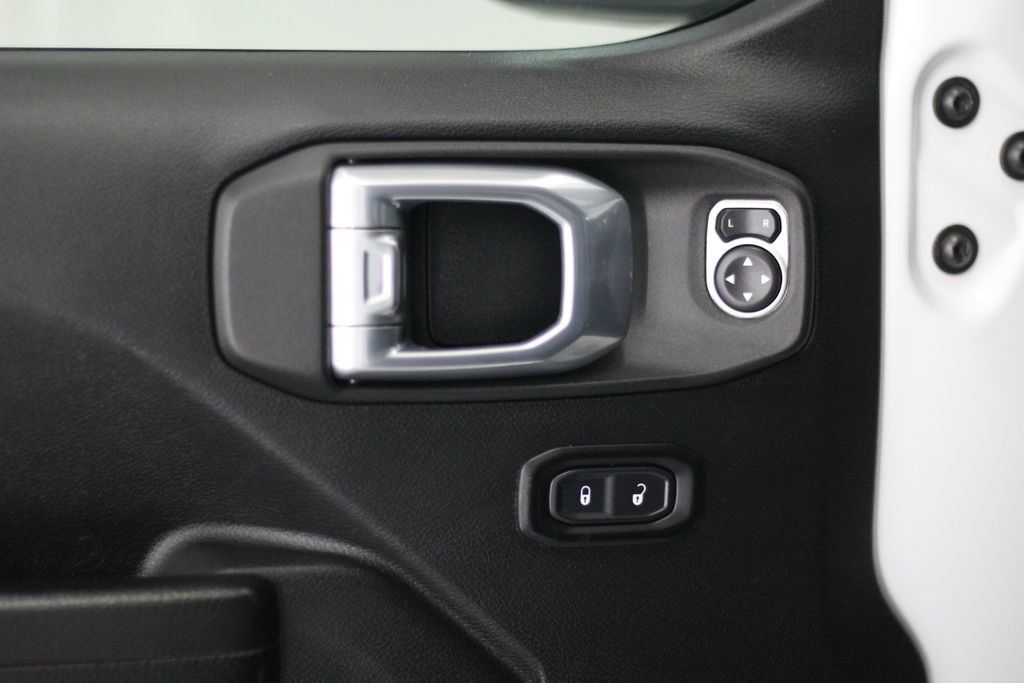 Used 2021 Jeep Gladiator Mojave w/ LED Lighting Group AWD/4WD image 43