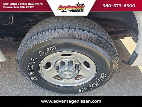 Used 2020 Chevrolet Express 3500 LT w/ LT Preferred Equipment Group image 23