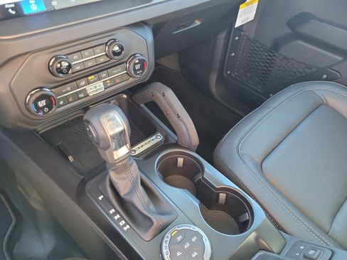 New 2025 Ford Bronco Badlands AWD/4WD image 31