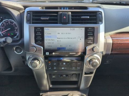 Used 2023 Toyota 4Runner Limited AWD/4WD image 7