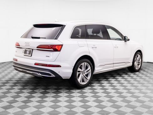 Used 2022 Audi Q7 3.0T Prestige w/ Prestige Package AWD/4WD image 6