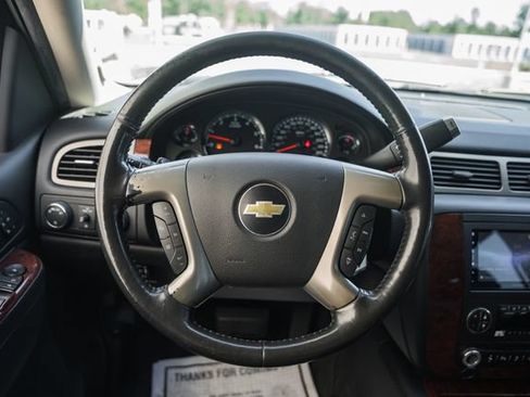 Used 2013 Chevrolet Suburban LTZ AWD/4WD image 35