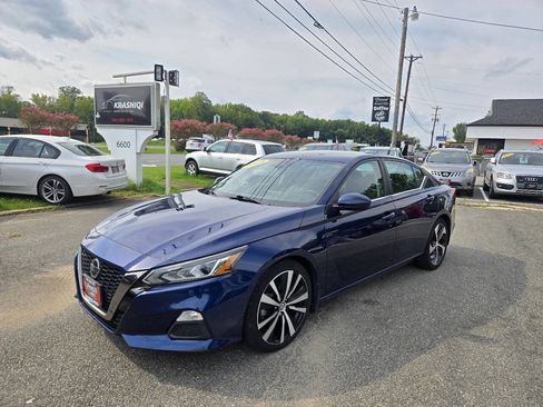 Used 2021 Nissan Altima 2.5 SR FWD image 1