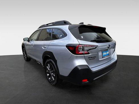 Certified 2025 Subaru Outback Onyx Edition AWD/4WD image 5