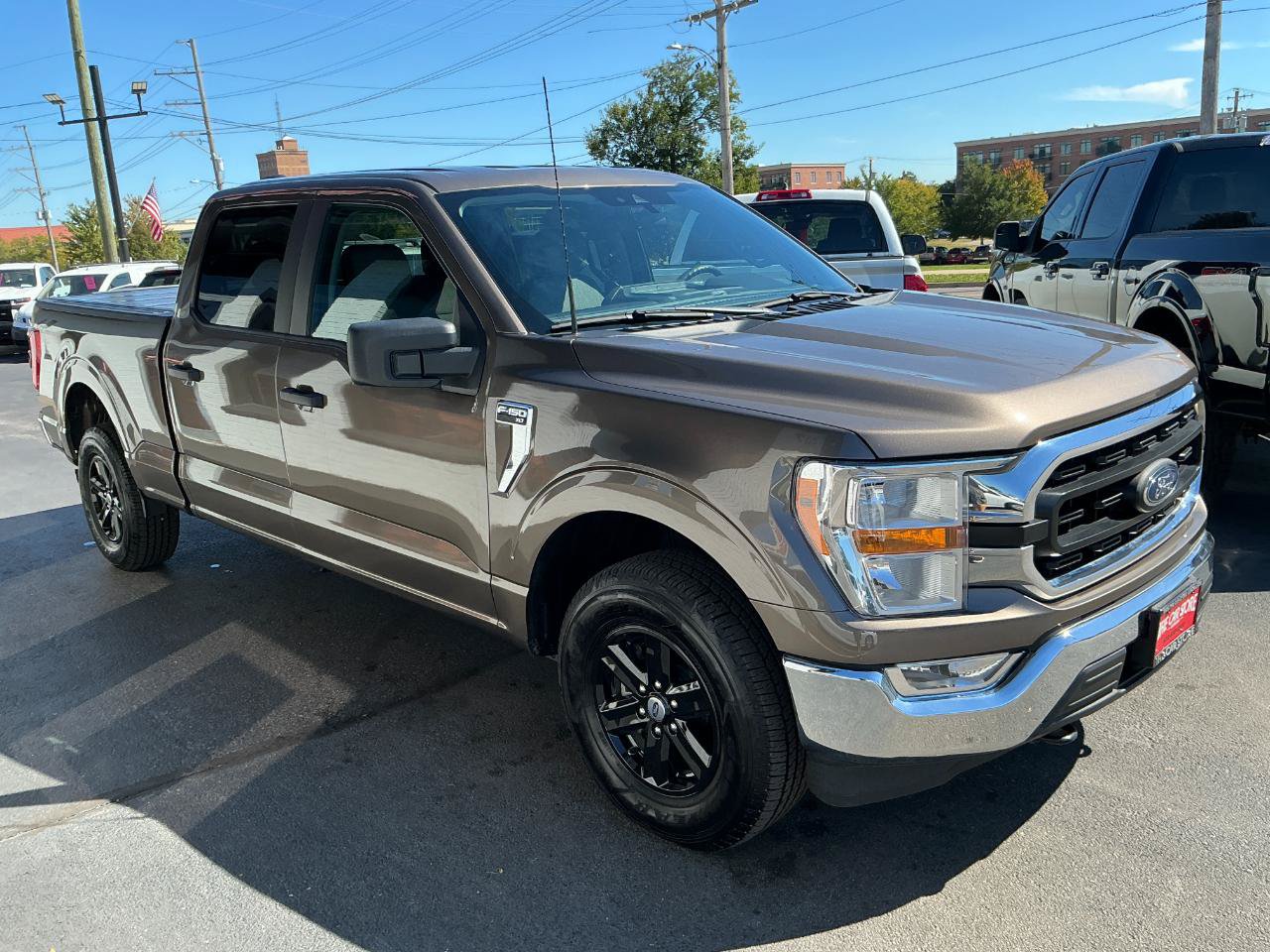 Used 2021 Ford F150 XLT AWD/4WD image 3