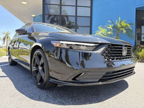 Certified 2025 Honda Accord Sport image 18