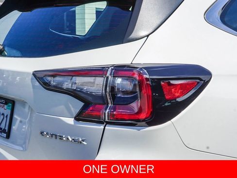 Used 2025 Subaru Outback AWD/4WD image 7
