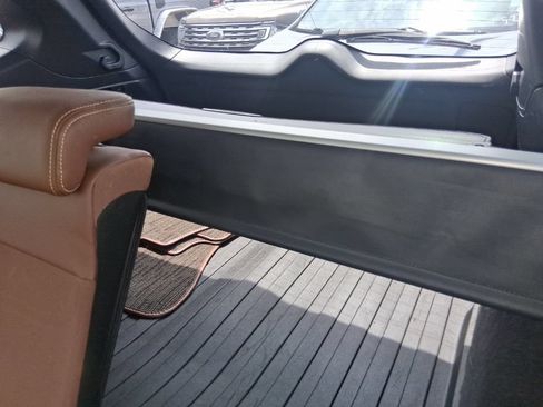 Used 2019 Subaru Outback 3.6R Touring AWD/4WD image 18