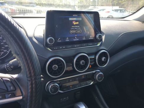 Used 2022 Nissan Sentra SV image 25