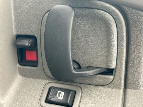 Used 2024 GMC Savana 2500 Work Van w/ Driver Convenience Package image 27