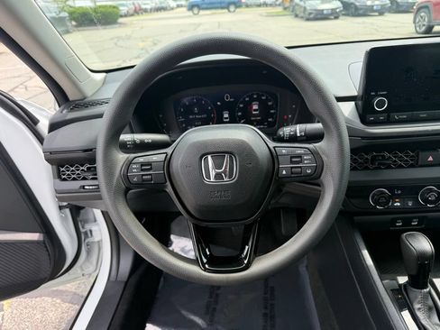 Used 2023 Honda Accord LX image 12