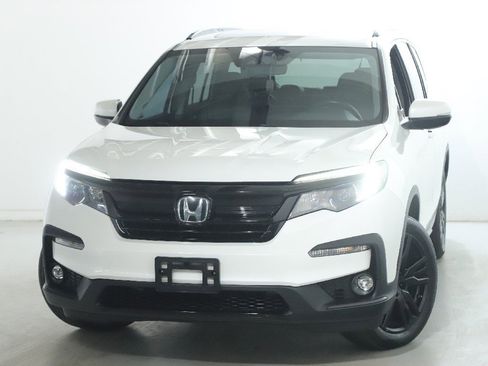 Used 2021 Honda Pilot Special Edition image 3