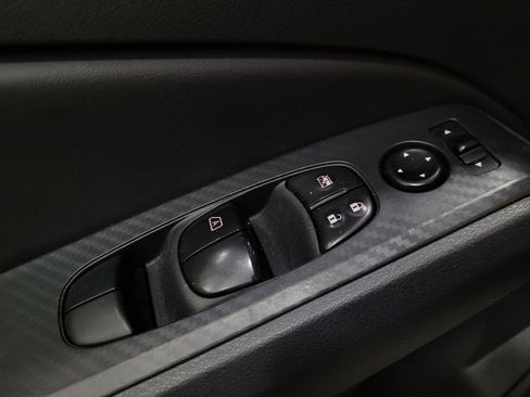 Used 2025 Nissan Altima 2.5 SV FWD image 27