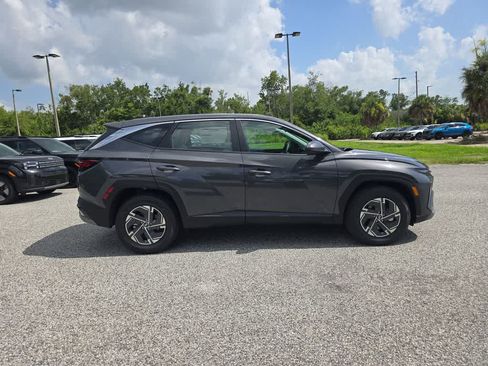 New 2026 Hyundai Tucson Blue SE FWD image 8