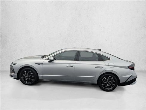 Used 2024 Hyundai Sonata SEL FWD image 7